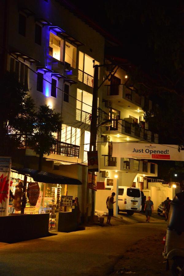 乌纳瓦图纳荣耀大酒店 外观 照片